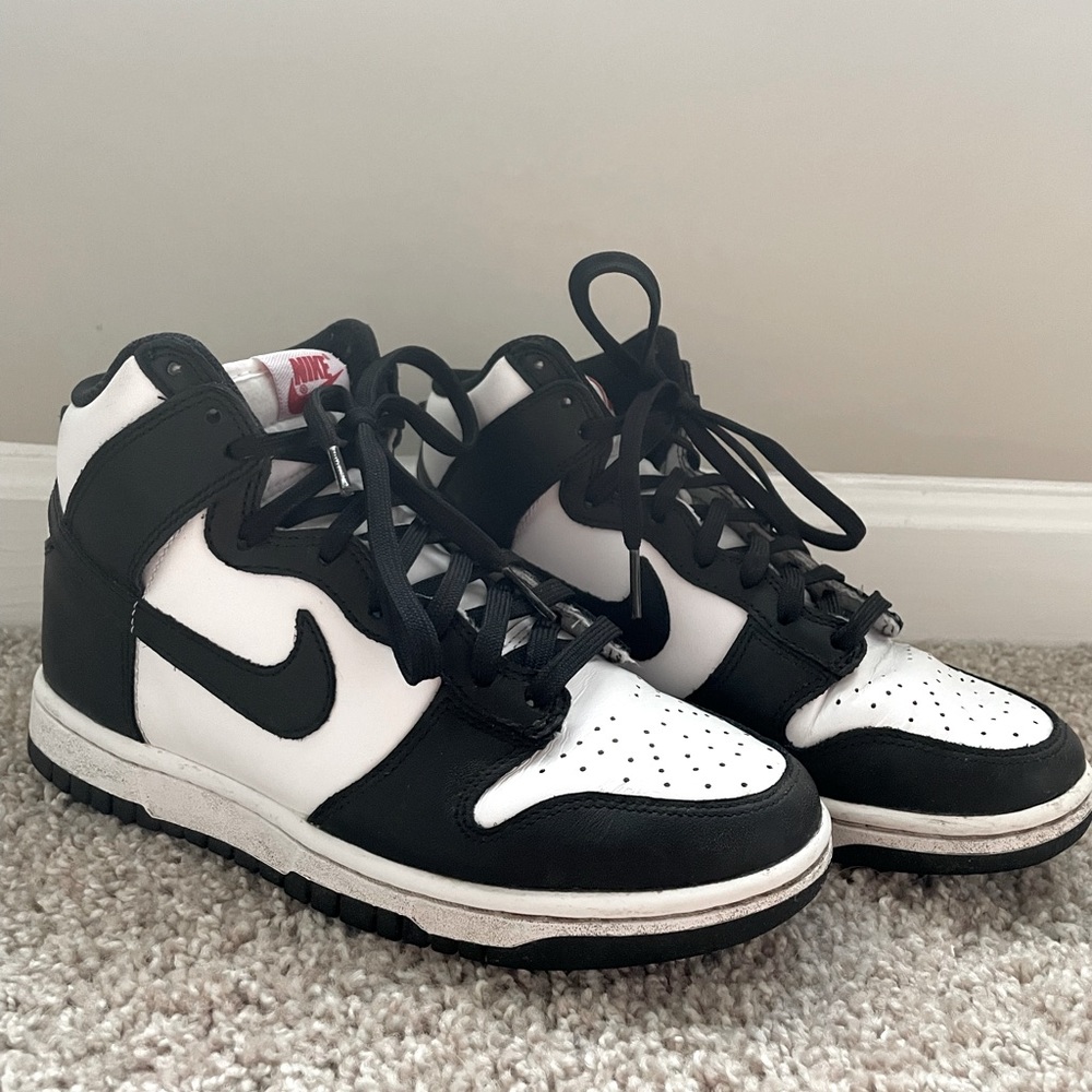 Nike Dunk High Panda